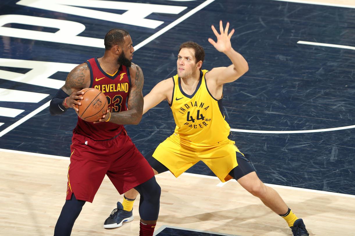 包含骑士老将:团队合作是我队获胜的关键的词条 包含骑士老将:团队合作是我队获胜的关键的词条