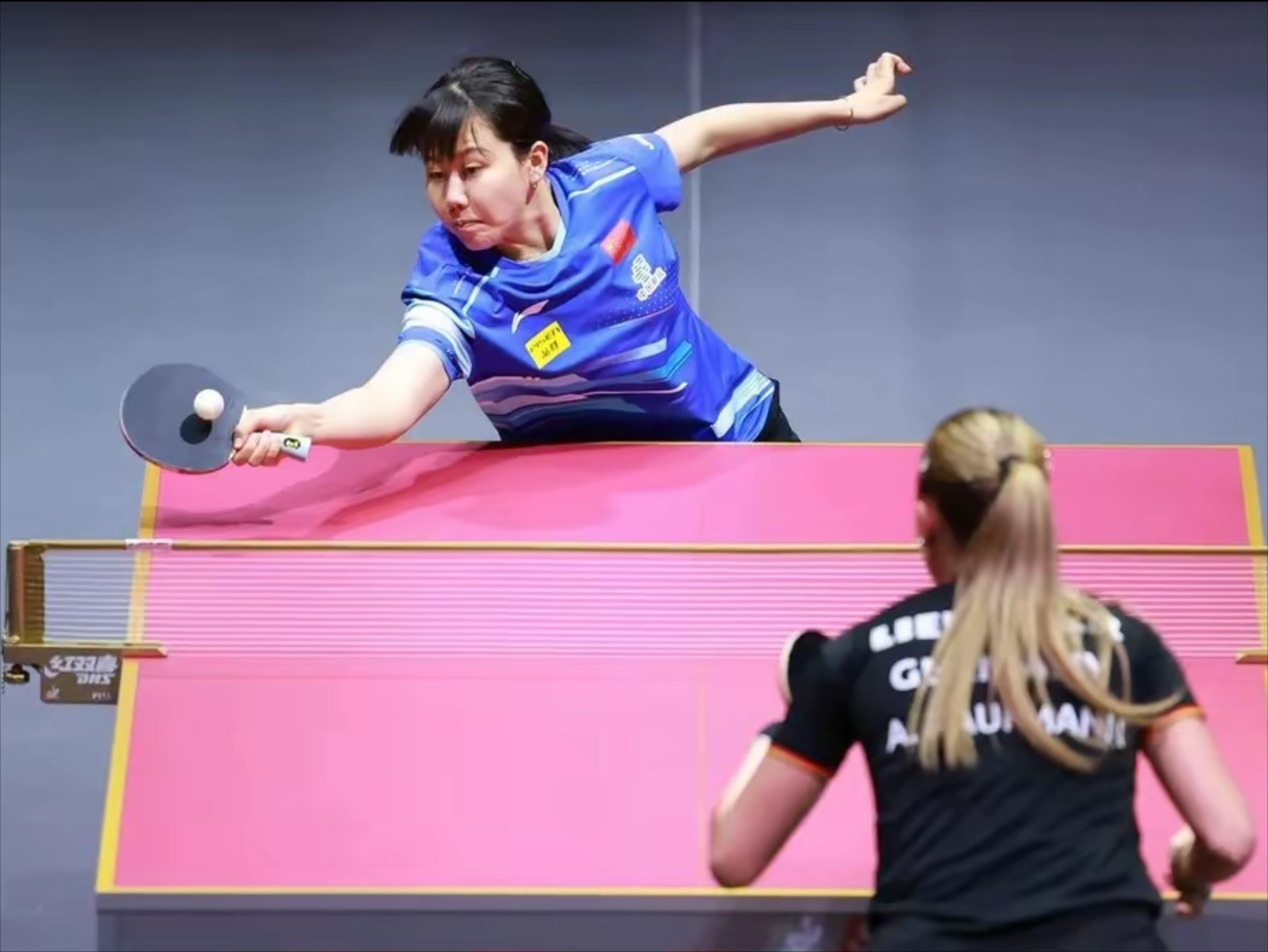 包含波兰乒乓球队轻取韩国乒乓球队，奥恰洛夫统治全场的词条