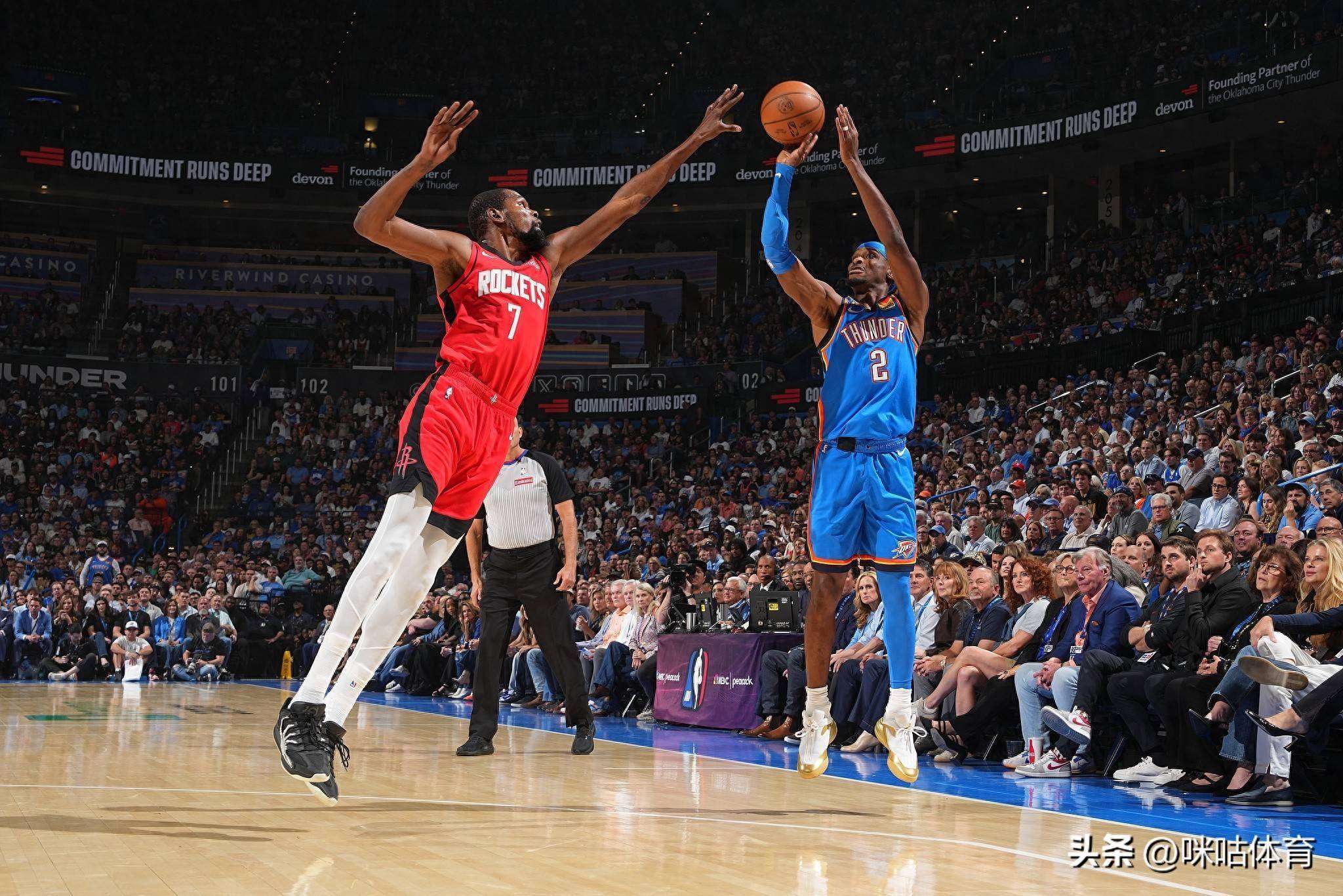 土耳其男篮鏖战雷霆，西蒙斯制霸全场