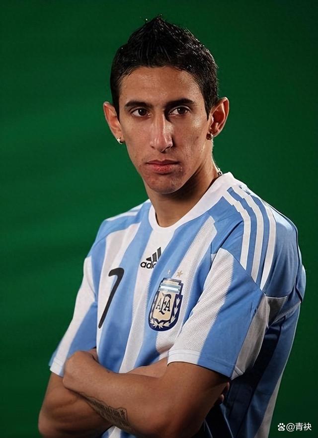 包含法国强势瑞士，迪马利亚统治全场的词条