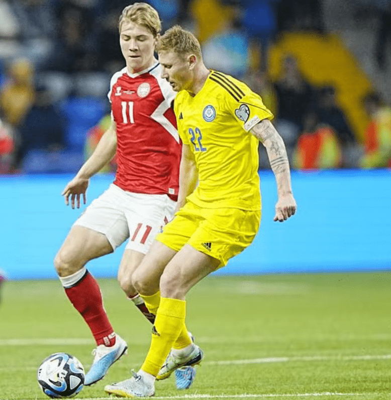 丹麦羽毛球队绝杀法国羽毛球队，辛杜三分雨点燃全场的简单介绍