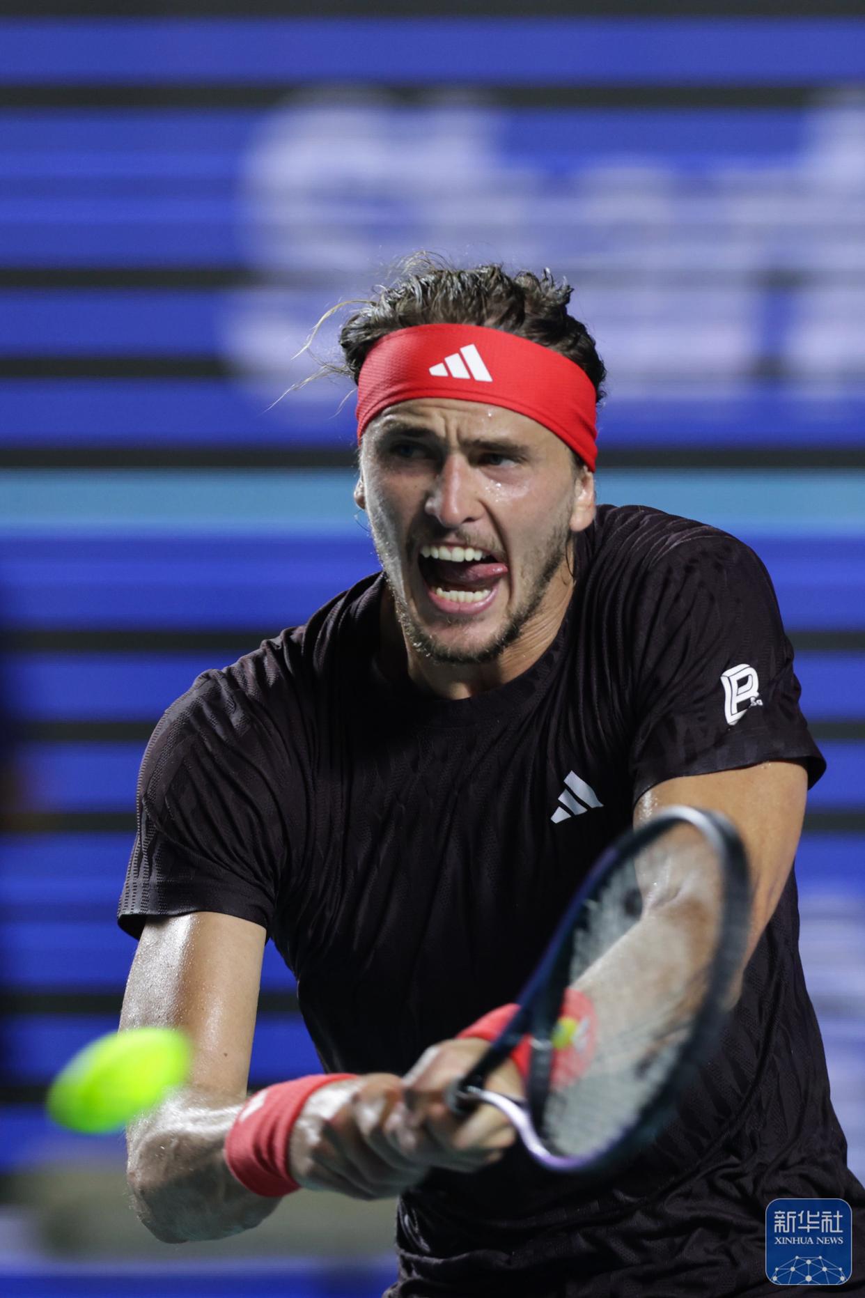 法国网球队碾压澳大利亚网球队,兹维列夫统治全场的简单介绍 法国网球队碾压澳大利亚网球队,兹维列夫统治全场的简单介绍