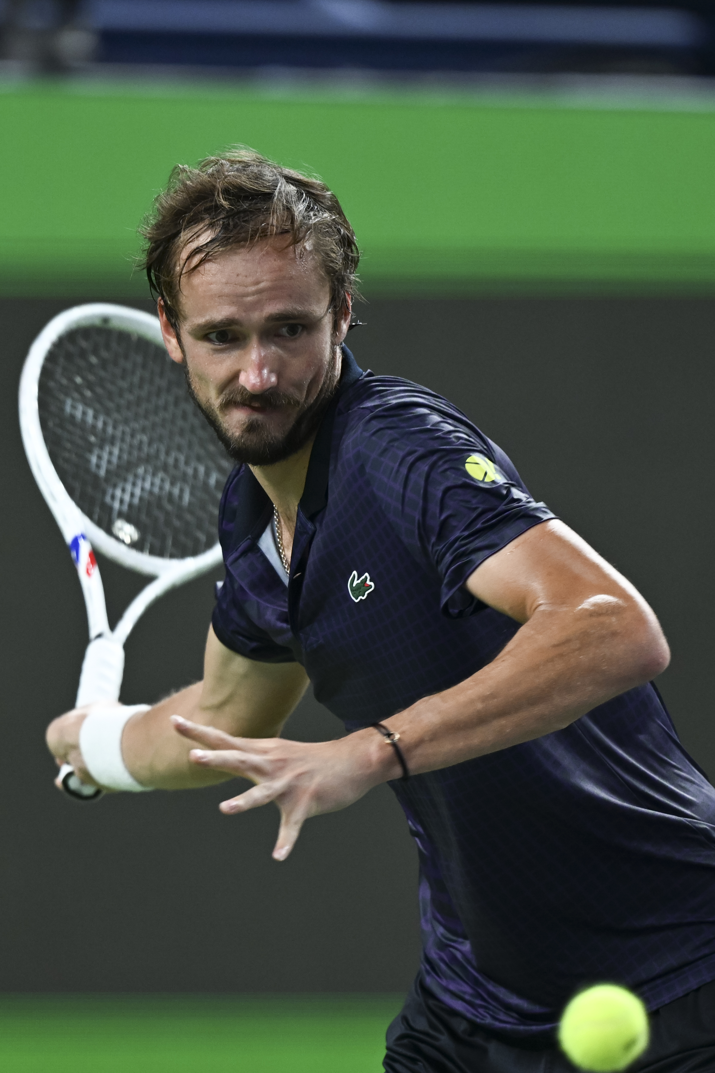 关于西班牙网球队绝杀美国网球队，梅德韦杰夫爆发神勇的信息