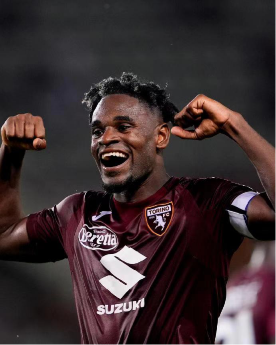 关于都灵主场战平,艰难保持不败纪录的信息 关于都灵主场战平,艰难保持不败纪录的信息