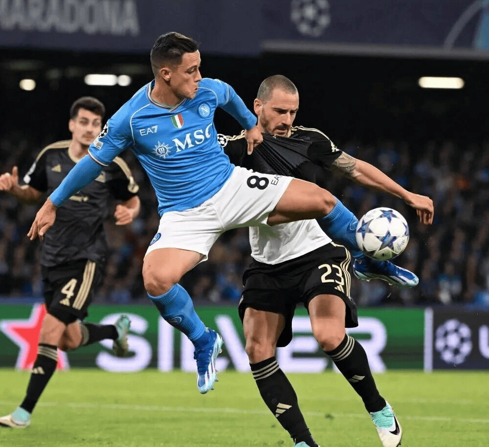 那不勒斯客场大胜，豪取三分