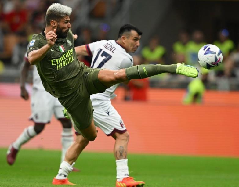 包含矛盾纠葛！AC米兰受困内部问题，战绩起伏不定的词条