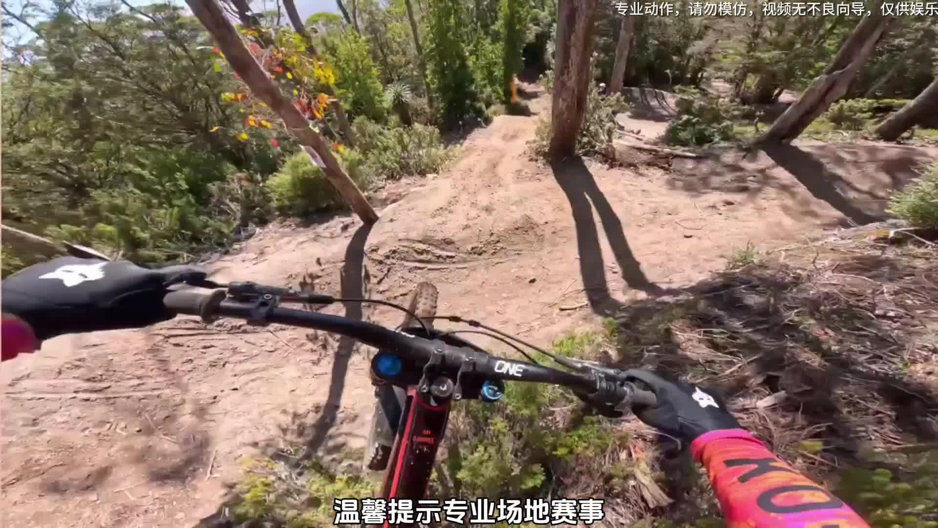 自行车赛事惊险刺激,选手速度惊人的简单介绍 自行车赛事惊险刺激,选手速度惊人的简单介绍