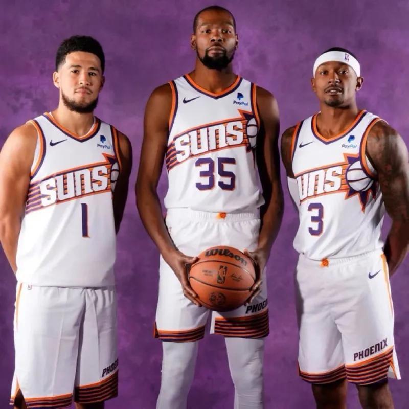 爵士碾压火箭，布克带队取胜