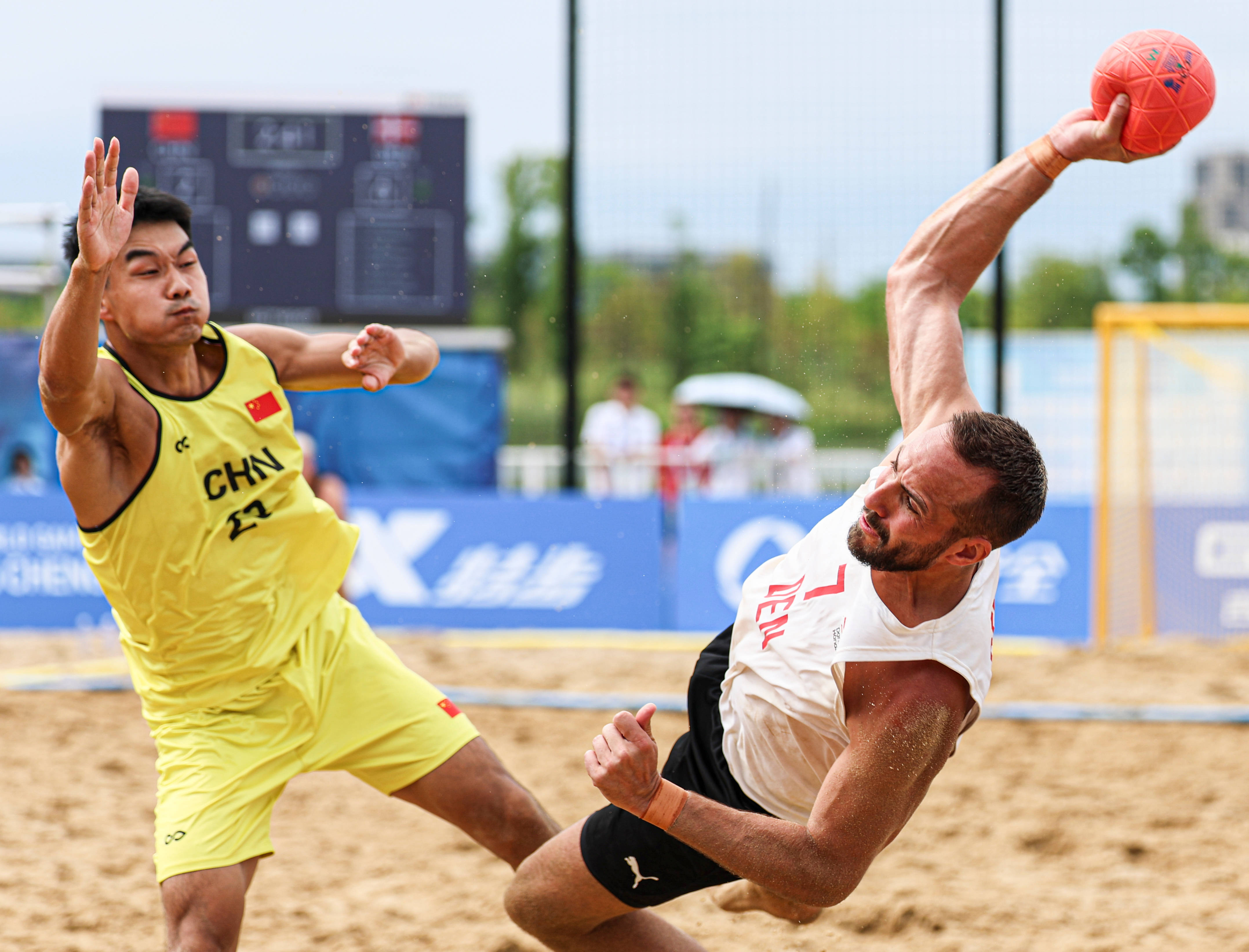 丹麦队在半决赛中取得胜利晋级决赛