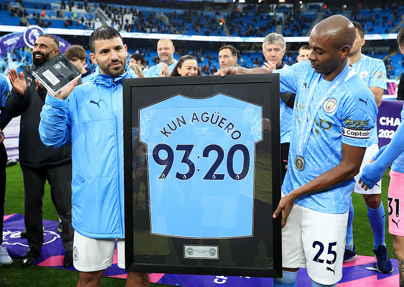 包含塞维利亚力克曼城，凯恩刷新纪录的词条