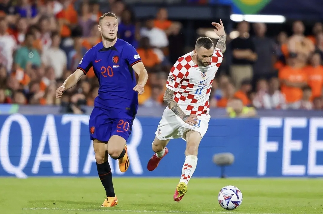 包含国际米兰绝地反击拜仁，罗德里戈制霸全场的词条