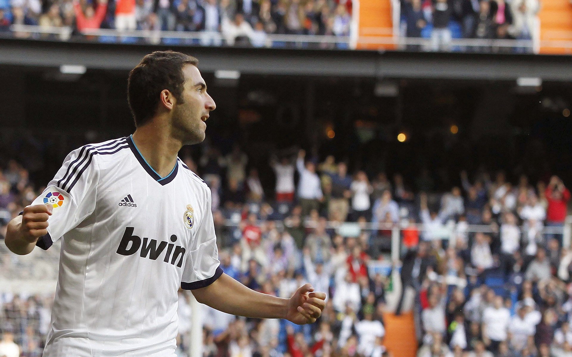 西甲国家德比之夜，内马尔主宰比赛走向