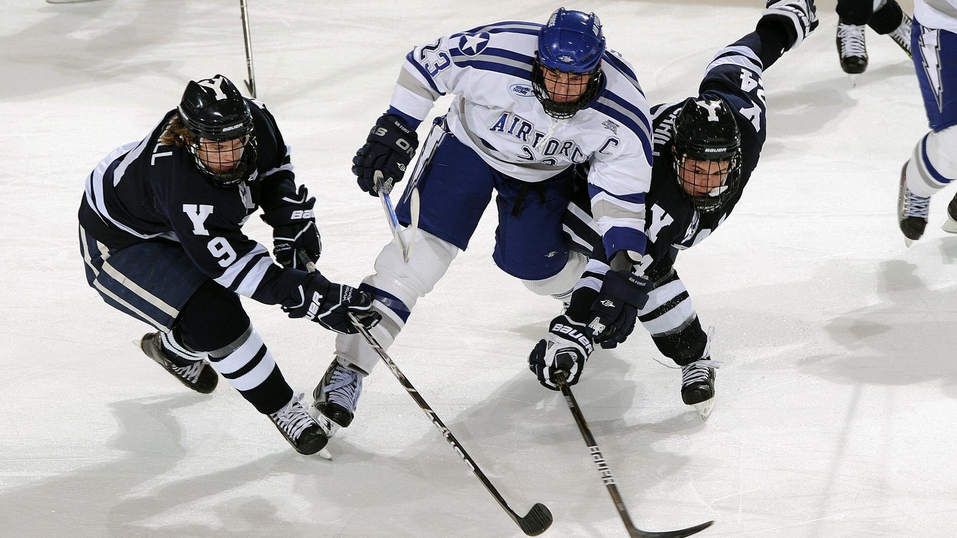 锡安关键节点连续得分，深圳队击溃山西队
